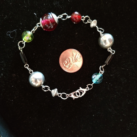 Boutique Handmade Beaded Necklace and Bracelet! - Picture 10 of 12